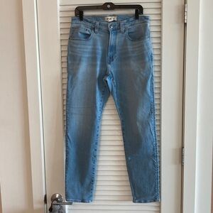 Madewell Athletic Slim Fit Men's Jeans in Sky Blue